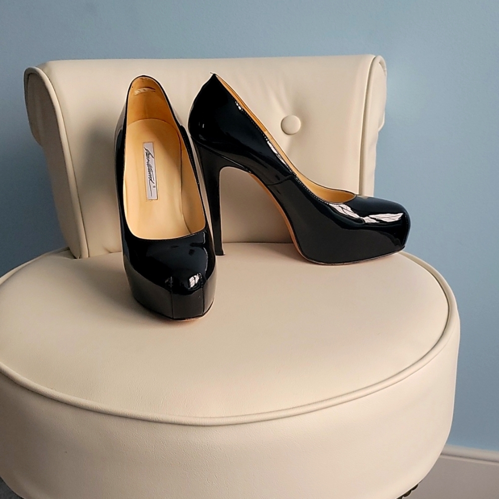 Brian Atwood Maniac Pumps Size 38